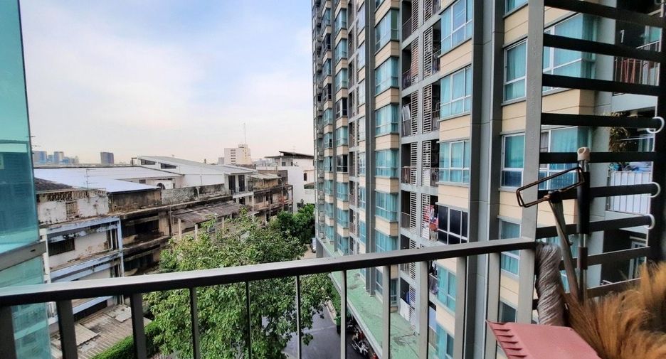 For sale 2 bedrooms condo in Chatuchak, Bangkok