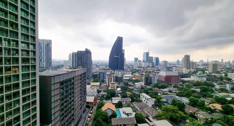 Wohnung zur Miete und zum Kauf mit 1 Zimmer in Khlong Toei, Bangkok