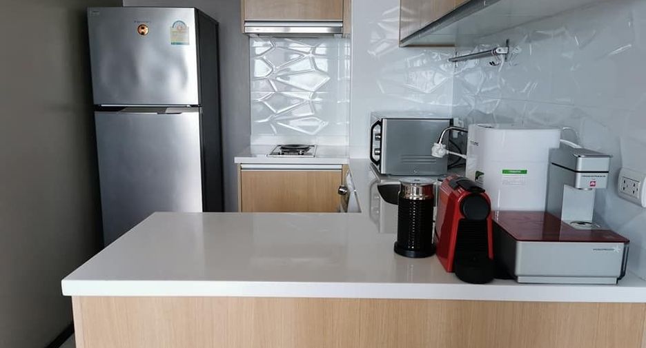 For sale 1 bed condo in Watthana, Bangkok