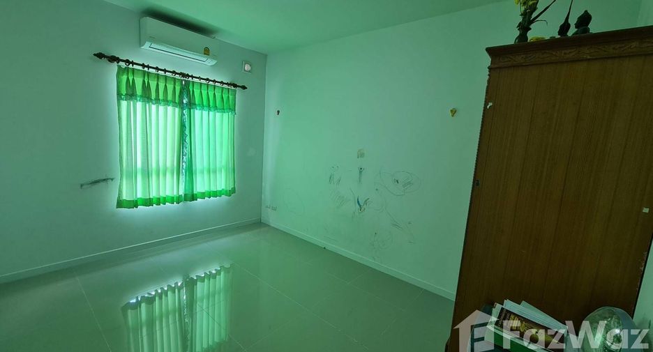 For sale 3 bedrooms townhouse in Mueang Pathum Thani, Pathum Thani