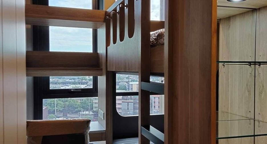 For sale 2 bedrooms condo in Khlong Toei, Bangkok