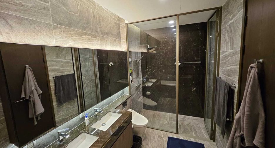 Wohnung zum Kauf und zur Miete mit 2 Zimmer in Khlong Toei, Bangkok