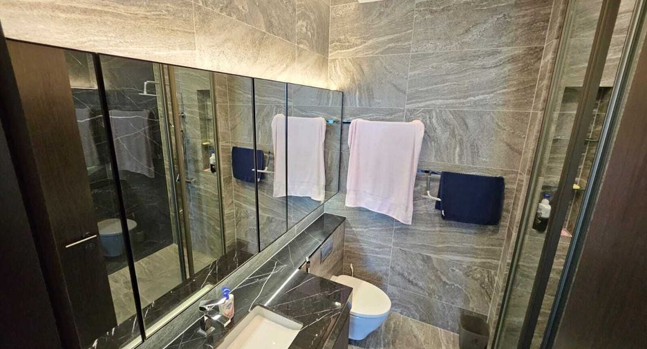 Продажа и аренда 2 спальни кондо в Кхлонг Тоеи, Бангкок