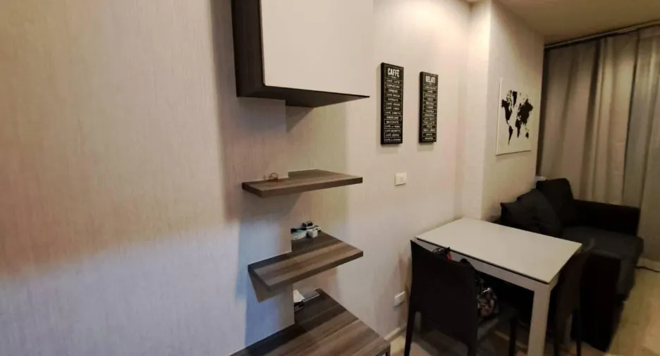 Condo en venta de 1 habitaciones en Huai Khwang, Bangkok