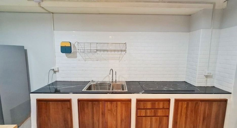 Reihenhaus zum Kauf mit 3 Zimmer in Bang Bua Thong, Nonthaburi