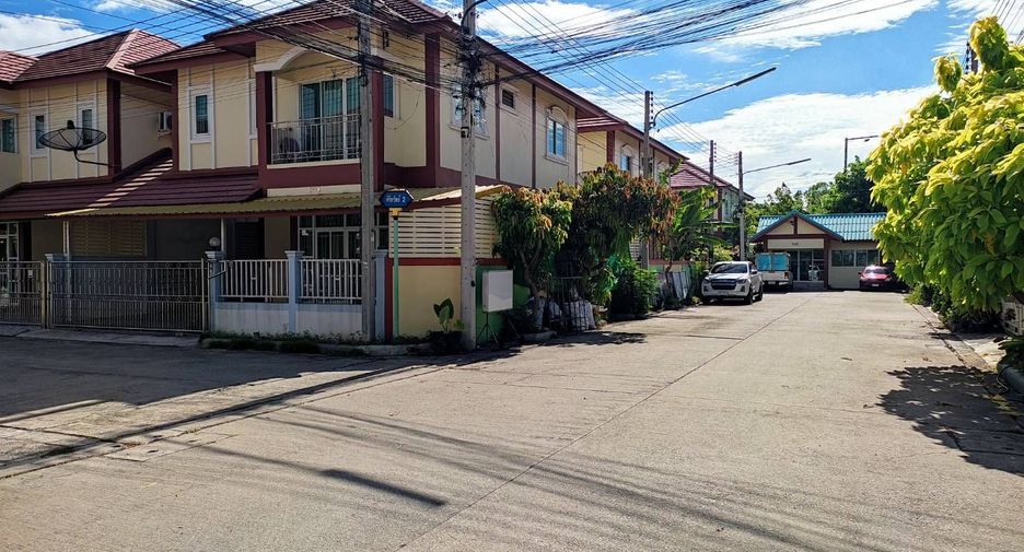 For sale 3 bedrooms house in Mueang Samut Sakhon, Samut Sakhon
