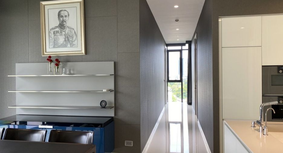For sale 2 bedrooms condo in Khlong Toei, Bangkok