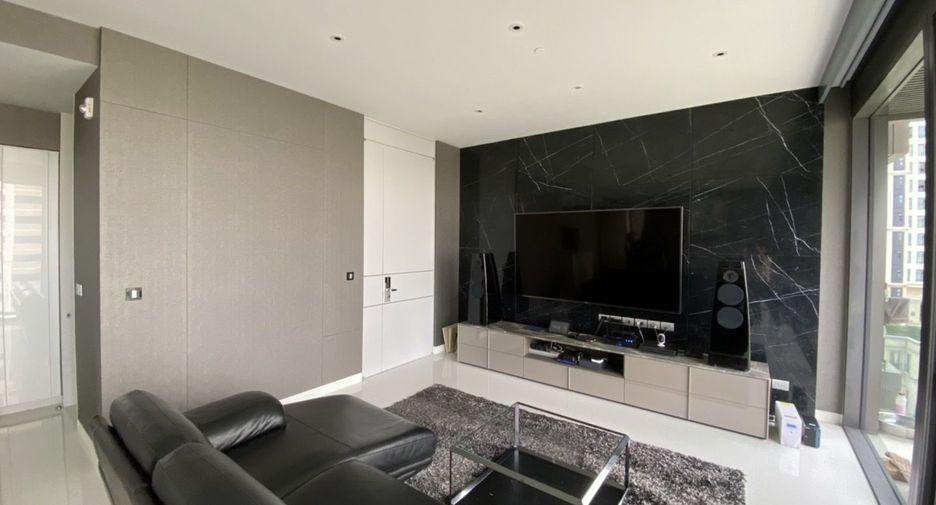 For sale 2 bedrooms condo in Khlong Toei, Bangkok