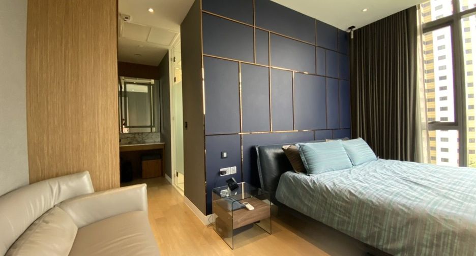 For sale 2 bedrooms condo in Khlong Toei, Bangkok