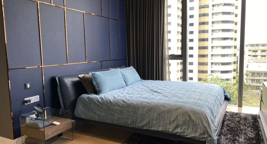 For sale 2 bedrooms condo in Khlong Toei, Bangkok