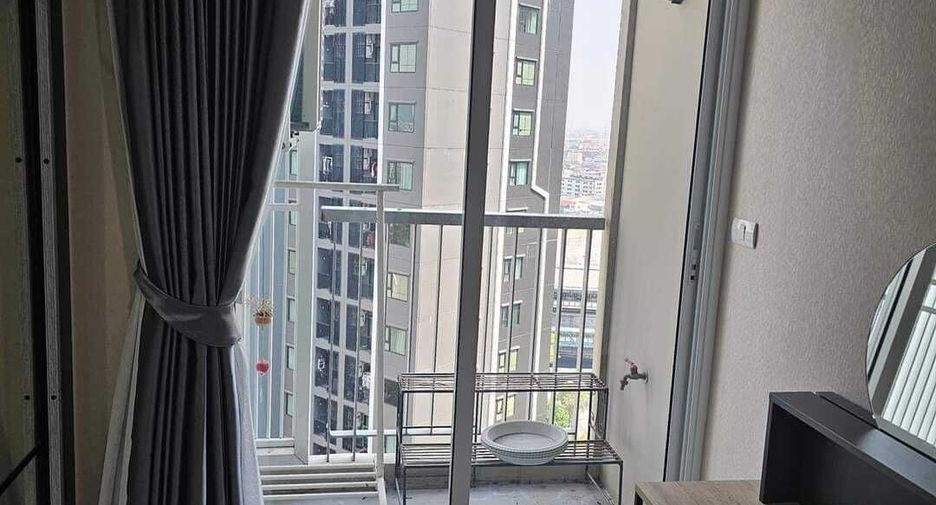 For sale 2 bedrooms condo in Mueang Samut Prakan, Samut Prakan