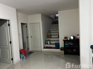 À vendre 5 chambres maison à Phutthamonthon, Nakhon Pathom