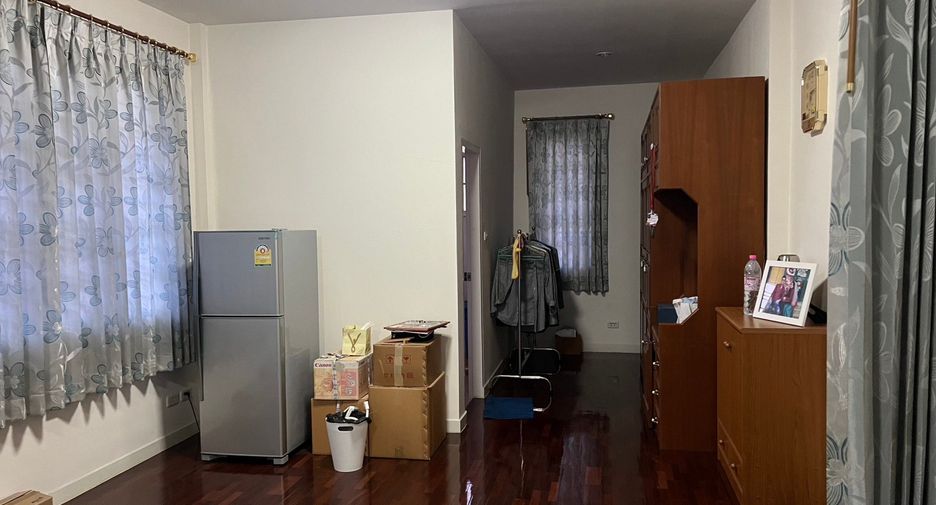 À vendre 5 chambres maison à Phutthamonthon, Nakhon Pathom