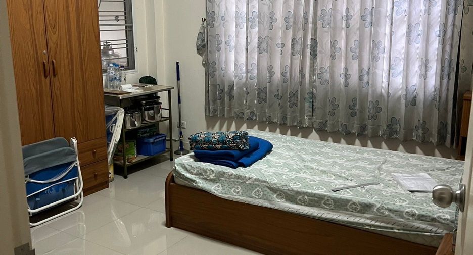 À vendre 5 chambres maison à Phutthamonthon, Nakhon Pathom