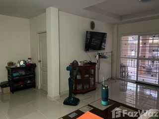 À vendre 5 chambres maison à Phutthamonthon, Nakhon Pathom