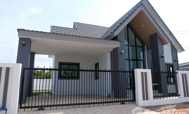 À vendre 3 chambres maison à Sung Noen, Nakhon Ratchasima