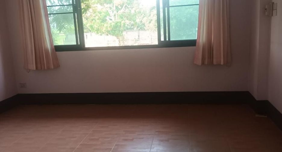 For sale 4 bedrooms house in Thoeng, Chiang Rai