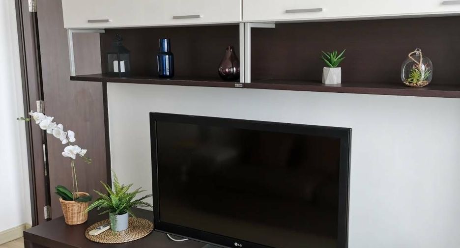 For sale 1 bed condo in Khlong Toei, Bangkok