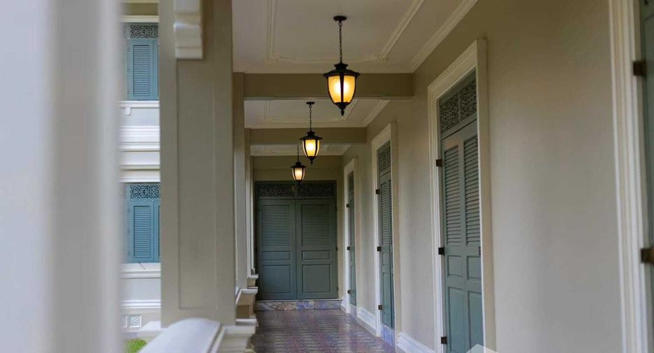Casa en venta de 5 habitaciones en Krathum Baen, Samut Sakhon