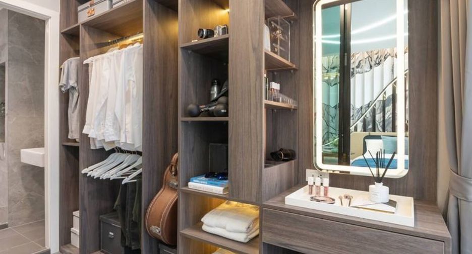 For sale 1 bed condo in Mueang Samut Prakan, Samut Prakan