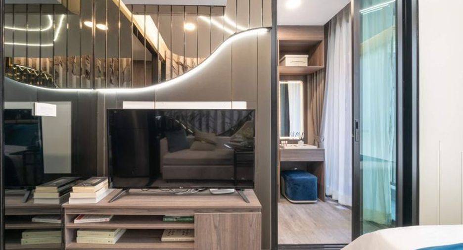 For sale 1 bed condo in Mueang Samut Prakan, Samut Prakan