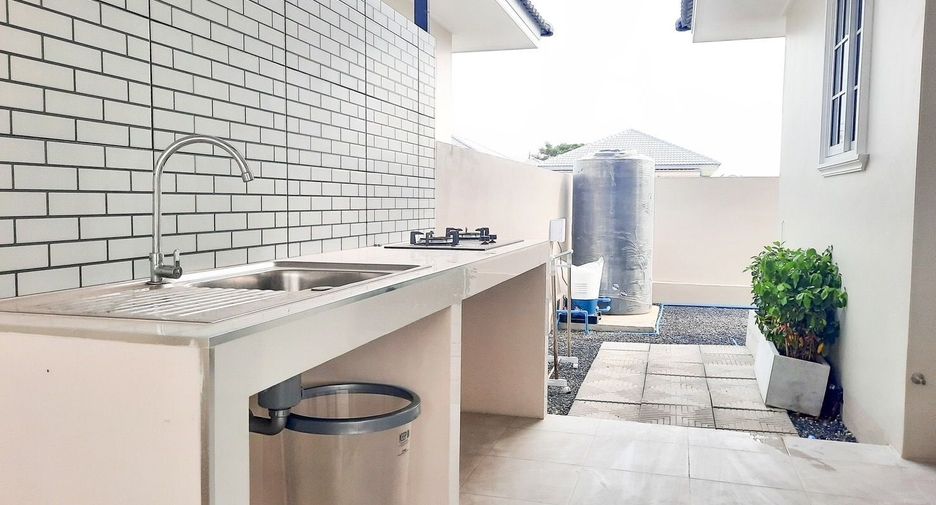 Casa en venta de 2 habitaciones en Chaloem Phra Kiat, Saraburi