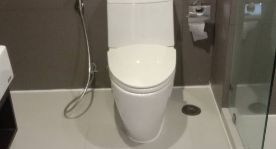 Wohnung zum Kauf und zur Miete mit 1 Zimmer in Watthana, Bangkok