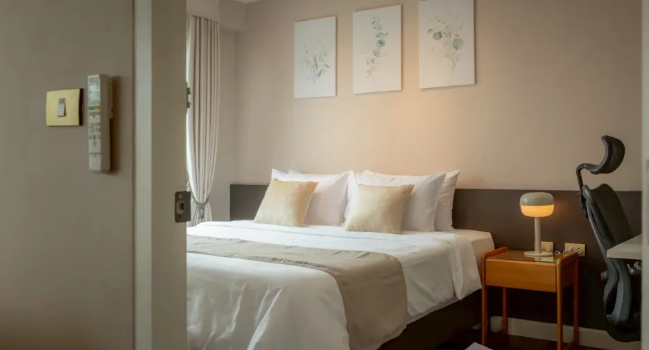 For sale and for rent 1 bed condo in Watthana, Bangkok