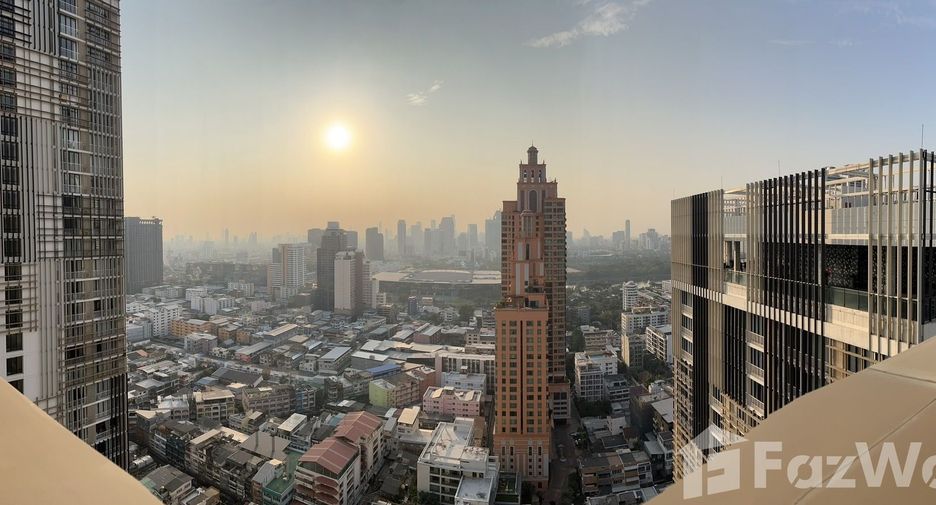 For sale 1 bed condo in Khlong Toei, Bangkok