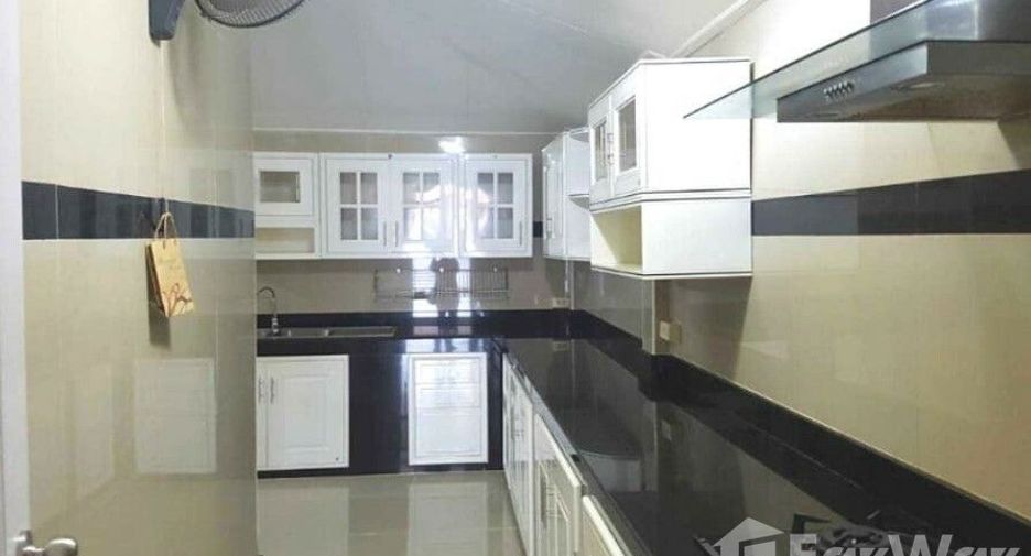Haus zum Kauf mit Studio in Mueang Khon Kaen, Khon Kaen