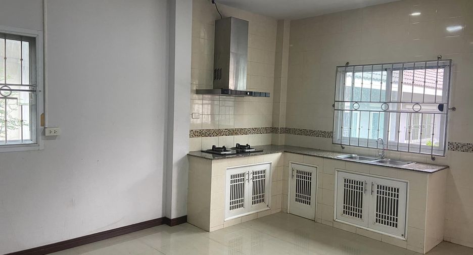 For sale 3 bedrooms house in Mueang Khon Kaen, Khon Kaen