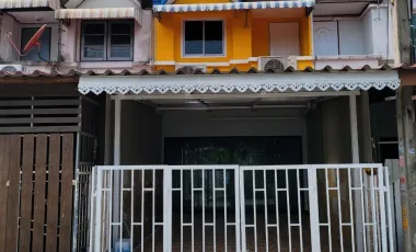 出售 和 出租 2 卧室 联排别墅 在 Bueng Kum, 曼谷