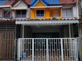 出售 和 出租 2 卧室 联排别墅 在 Bueng Kum, 曼谷
