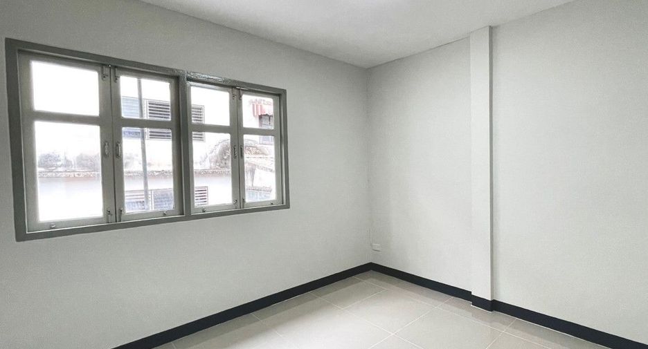 For sale 2 bedrooms townhouse in Bang Bua Thong, Nonthaburi