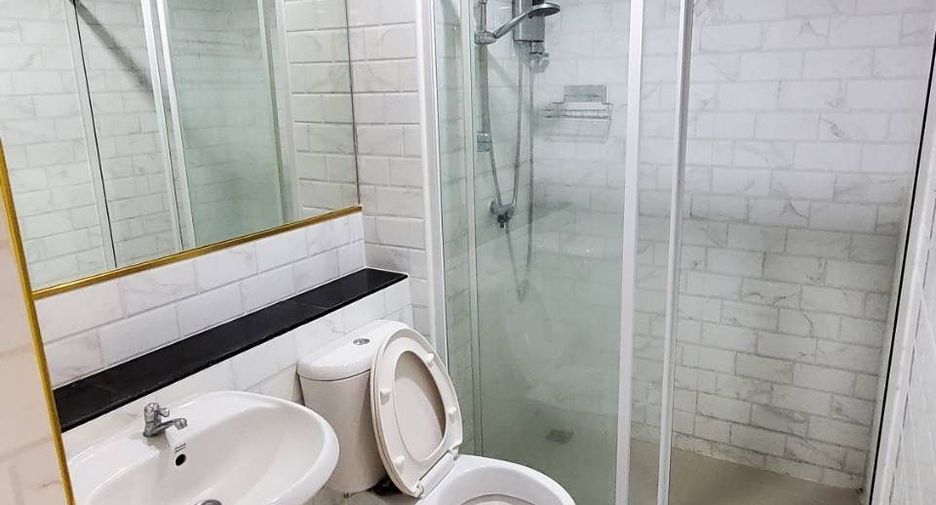 For sale and for rent 1 bed condo in Phra Khanong, Bangkok