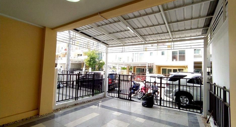 Haus zur Miete mit 4 Zimmer in Mueang Chon Buri, Chonburi