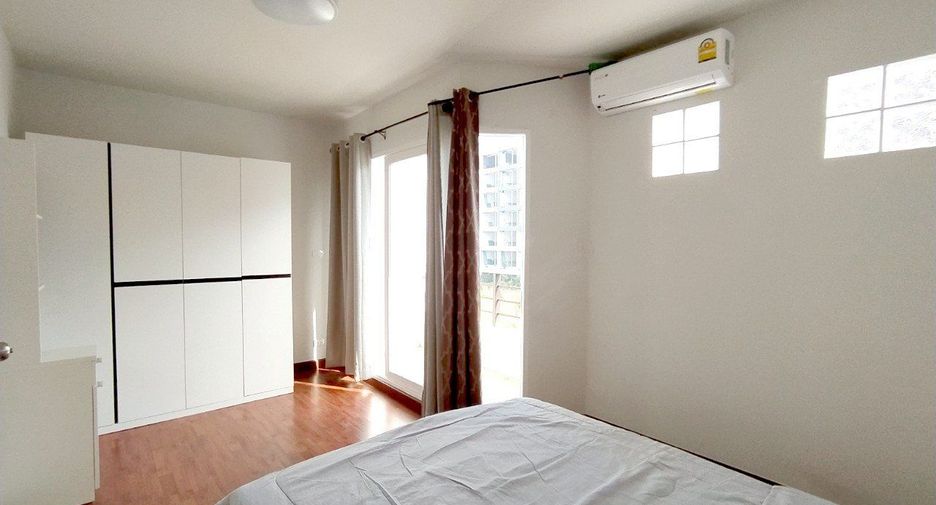 Haus zur Miete mit 4 Zimmer in Mueang Chon Buri, Chonburi