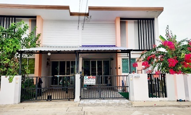 出售 2 卧室 联排别墅 在 Mueang Samut Sakhon, Samut Sakhon