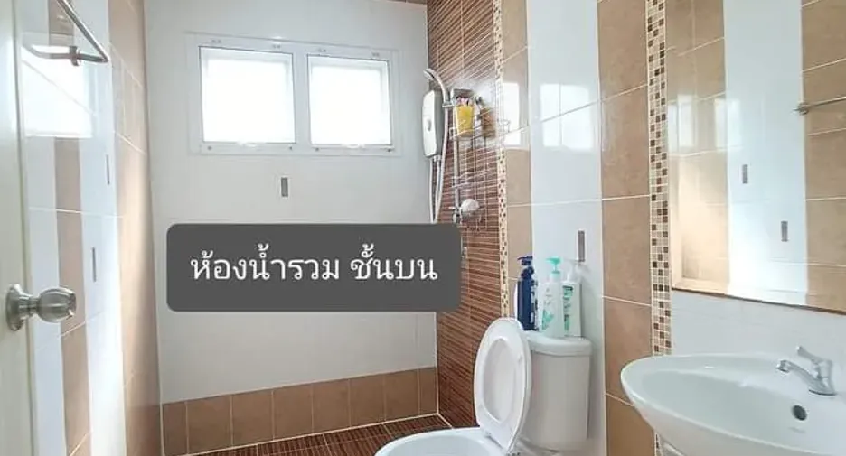À vendre 3 chambres maison à Ban Bueng, Chonburi