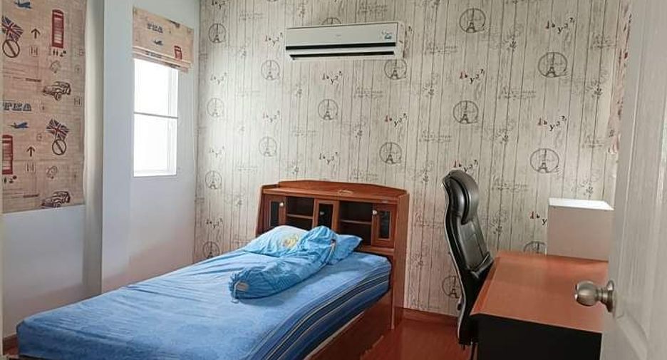 À vendre 3 chambres maison à Ban Bueng, Chonburi