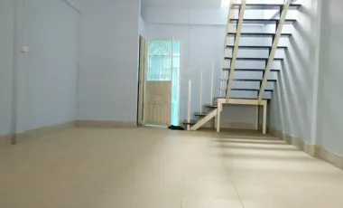 Продажа 2 спальни таунхаус в Khlong Luang, Патумтани