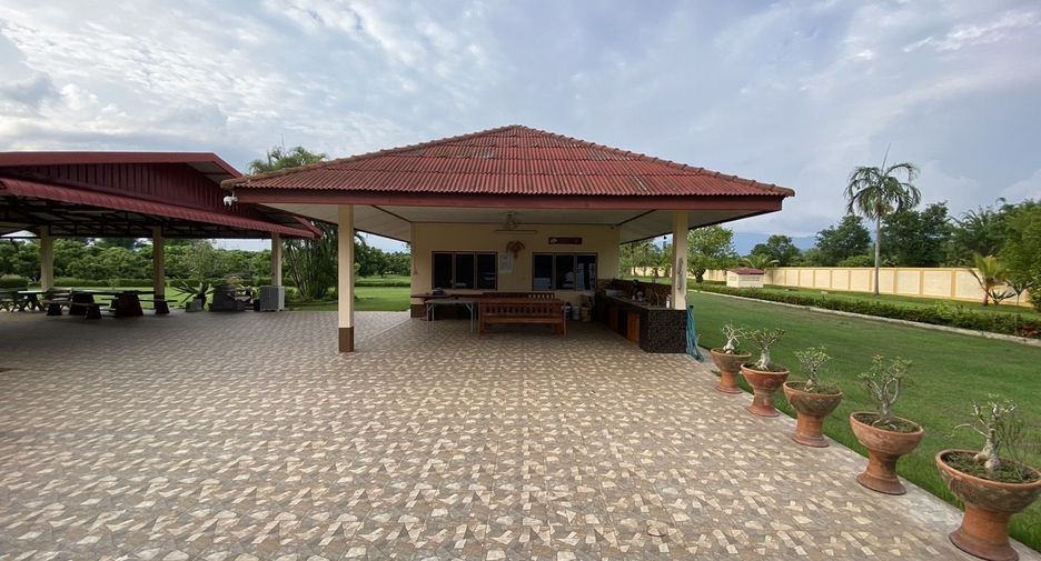 For sale 4 bedrooms house in Phrao, Chiang Mai