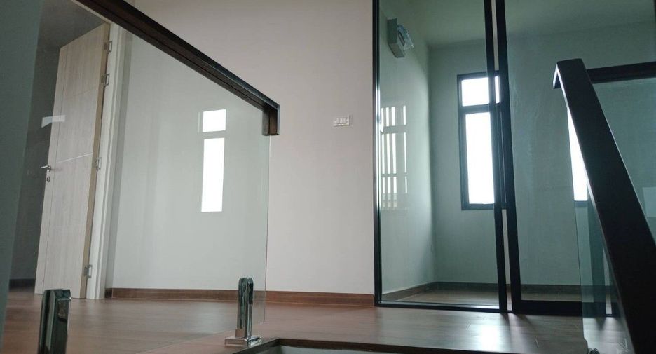 For rent 3 bedrooms house in Mueang Nonthaburi, Nonthaburi