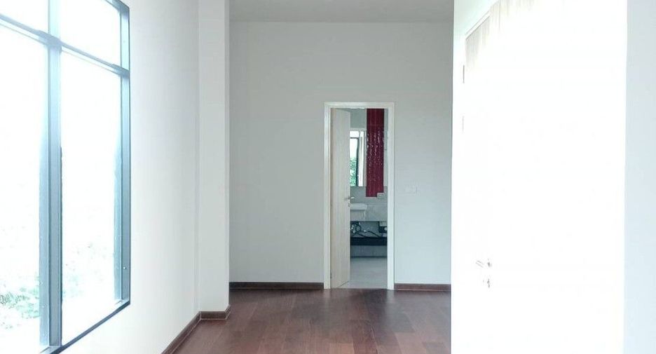 For rent 3 bedrooms house in Mueang Nonthaburi, Nonthaburi