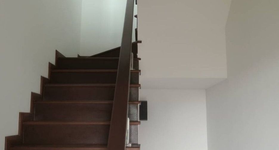 For rent 3 bedrooms house in Mueang Nonthaburi, Nonthaburi