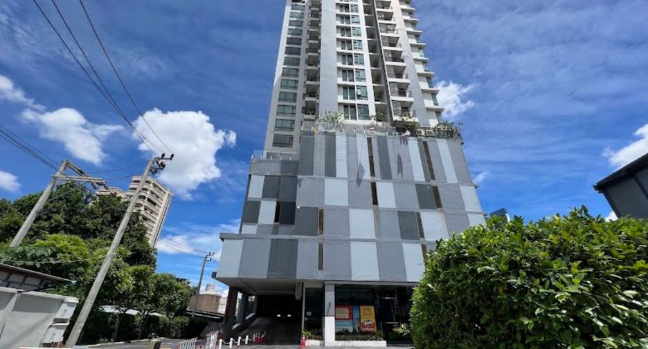 Wohnung zum Kauf mit 2 Zimmer in Sathon, Bangkok