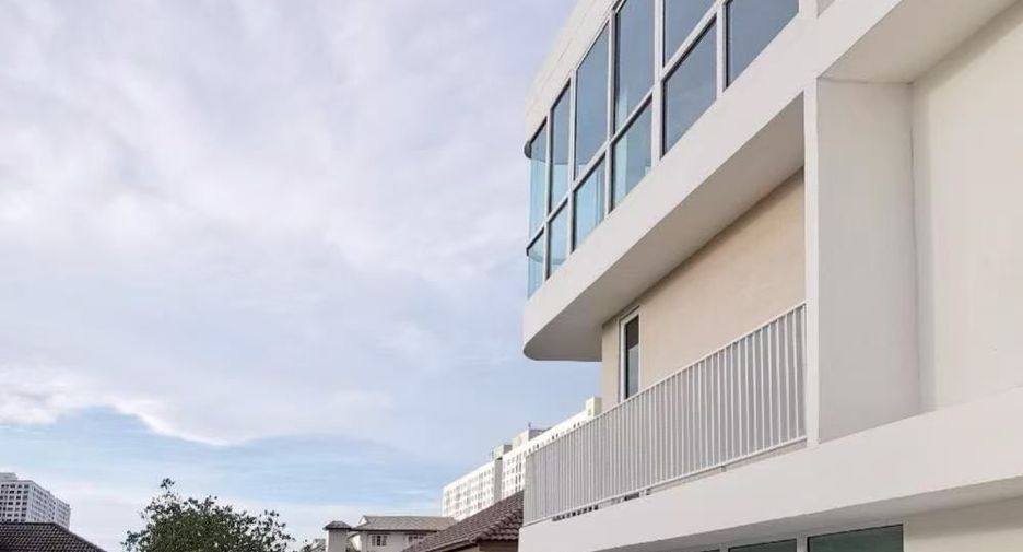 出售 和 出租 5 卧室 独立屋 在 Suan Luang, 曼谷