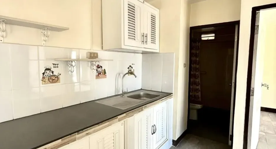 For sale 2 bedrooms condo in Bang Kapi, Bangkok