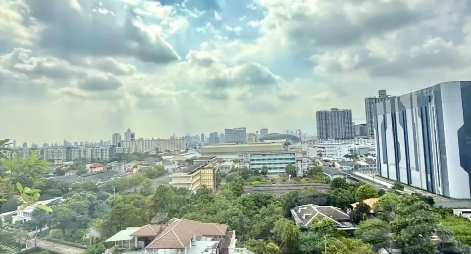 For sale 2 bedrooms condo in Bang Kapi, Bangkok