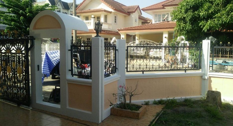 Casa en venta y en alquiler de 3 habitaciones en Thanyaburi, Pathum Thani